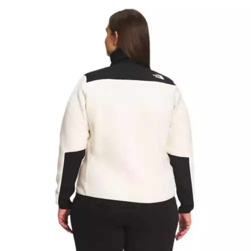 Women's The North Face Plus Denali Jacket 4 Women's The North Face Plus Denali Jacket - Image 2